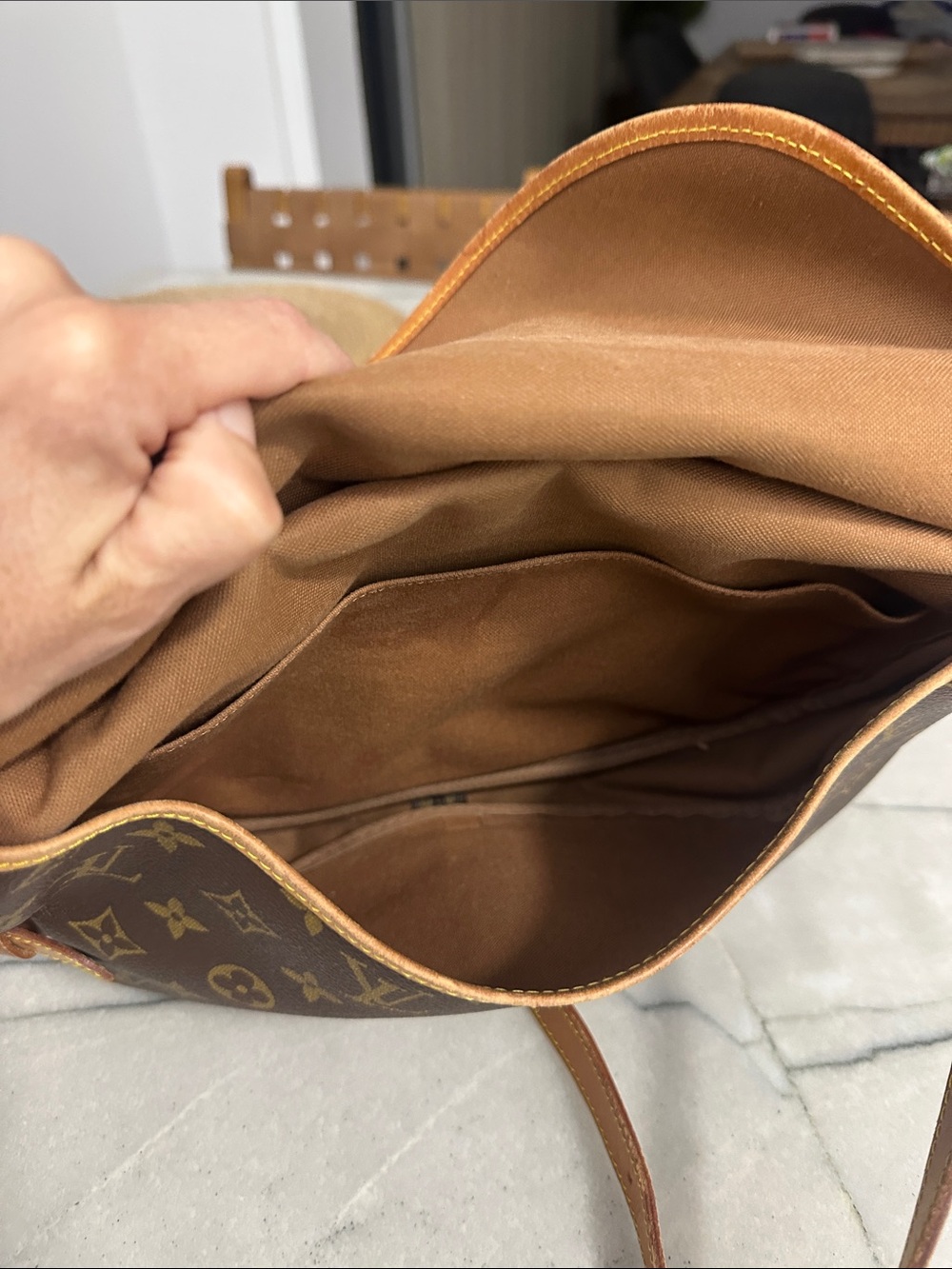 Authentic Louis Vuitton Monogram ,Saumur 30 - Picture 9 of 16
